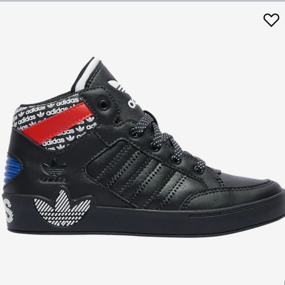 🆕️BOYS ADIDAS SHOES🆕️